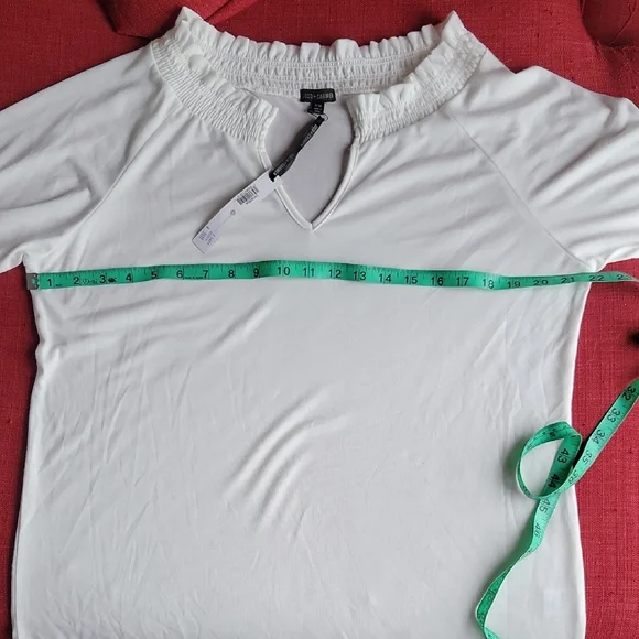 Coco + Carmen Cream Ruffle V-Neck Long Sleeve Top - Picture 6 of 8